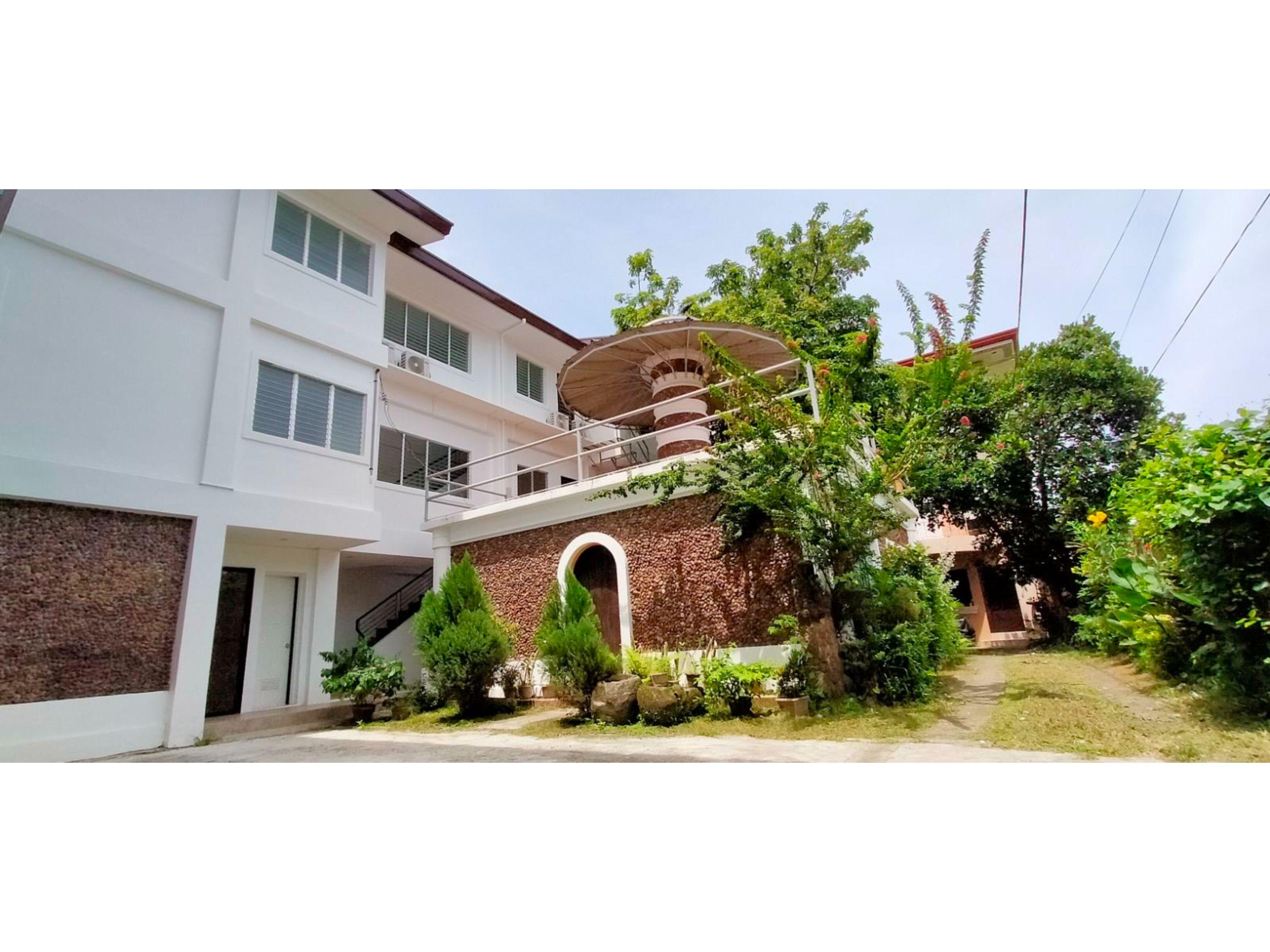 Oyo 799 Ddd Habitat Iloilo Hotell Exteriör bild